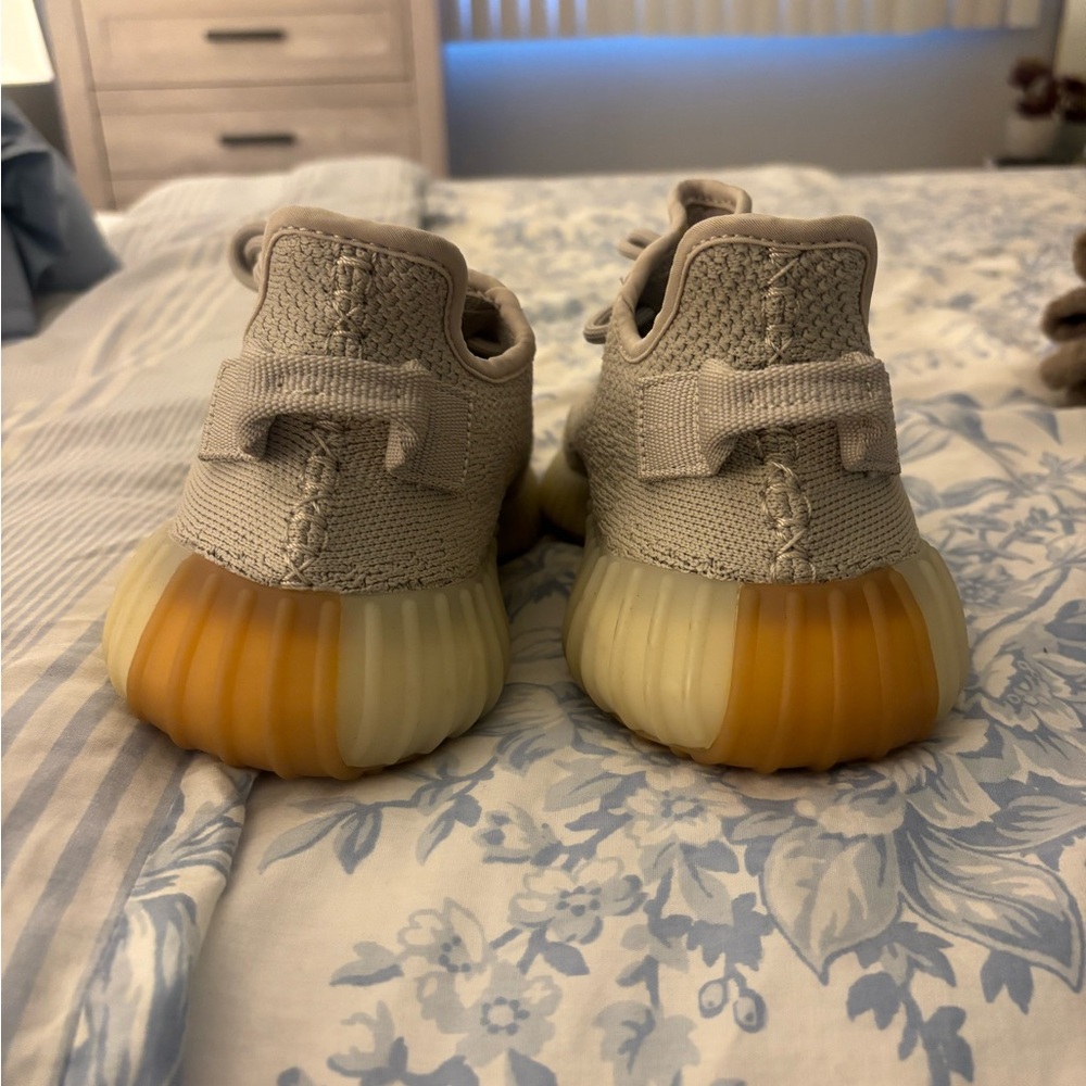 Adidas YEEZY Boost 350 - Size 5.5 Womens - Picture 4 of 6